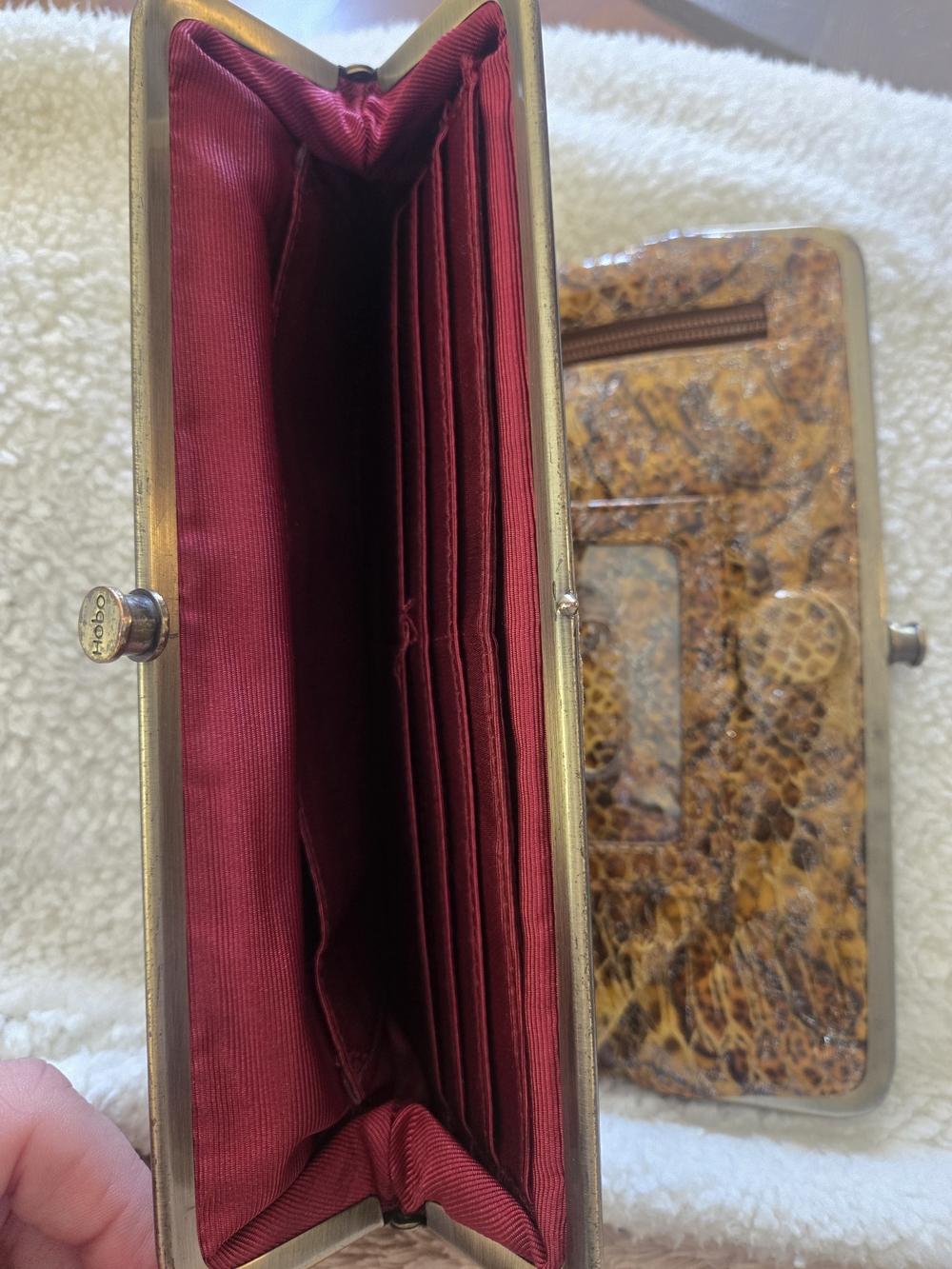 HOBO Autumn Paisley Genuine Leather Lauren Clutch Wallet - Picture 3 of 4